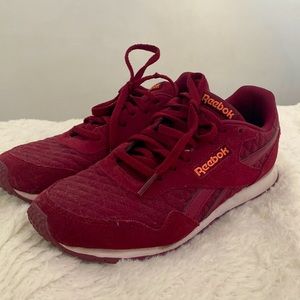Reebok royal ultra rustic wine color sneaker